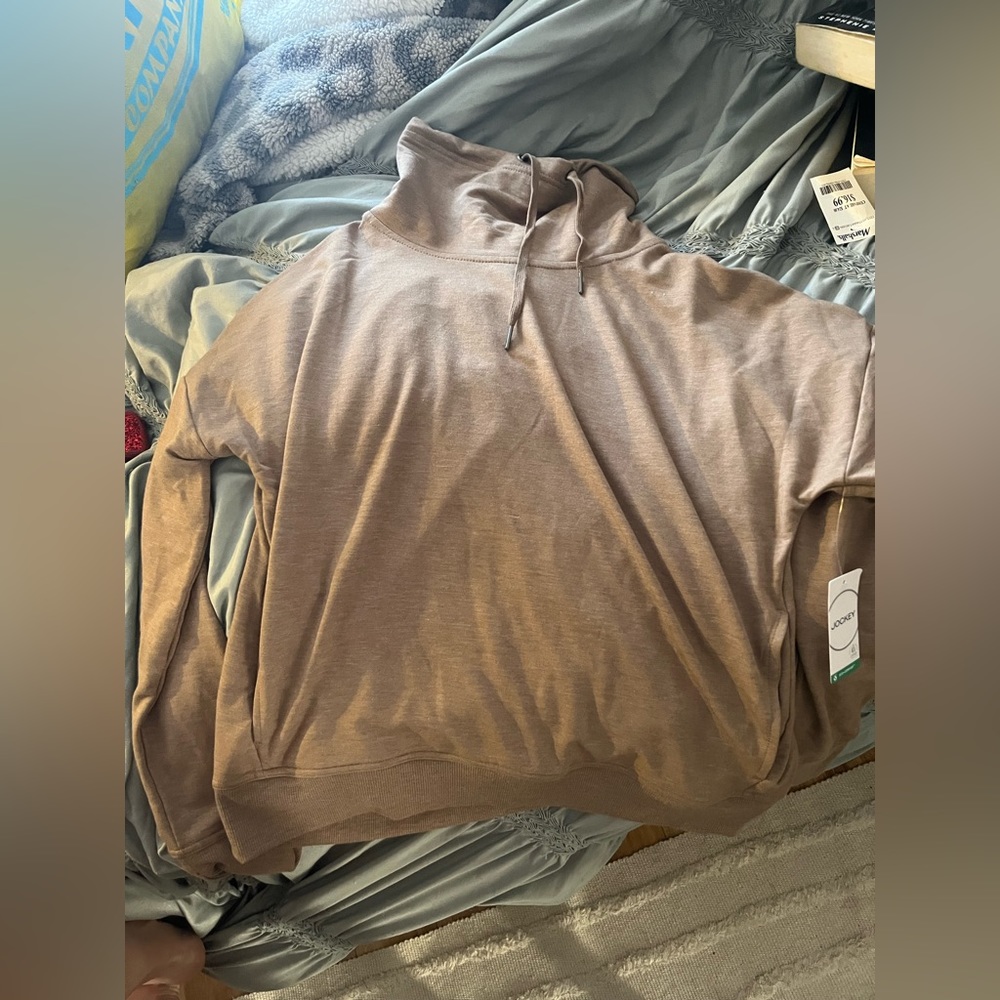 Women’s pullover